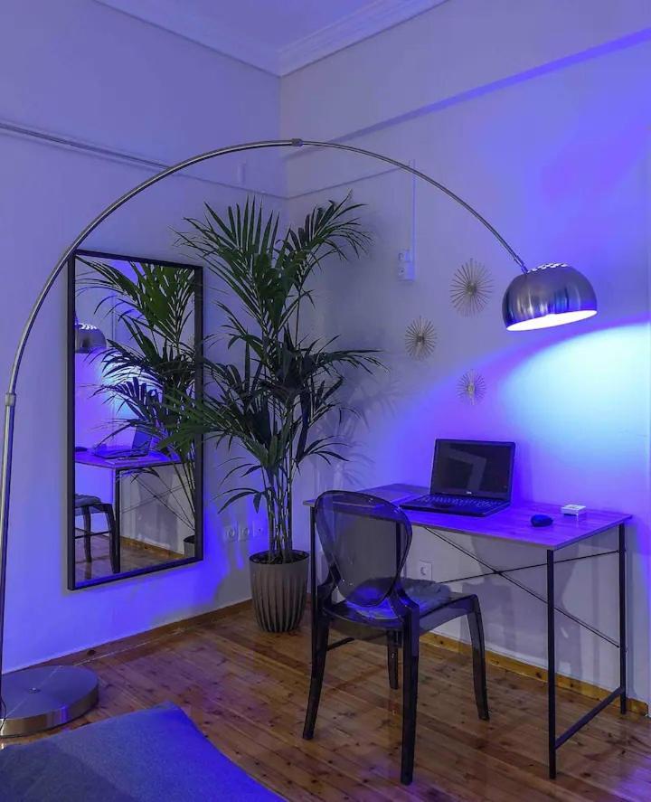 4 Travelers Apartment Thessaloniki Exterior photo