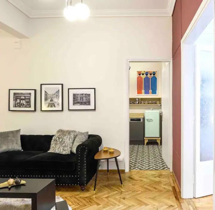 4 Travelers Apartment Thessaloniki Exterior photo