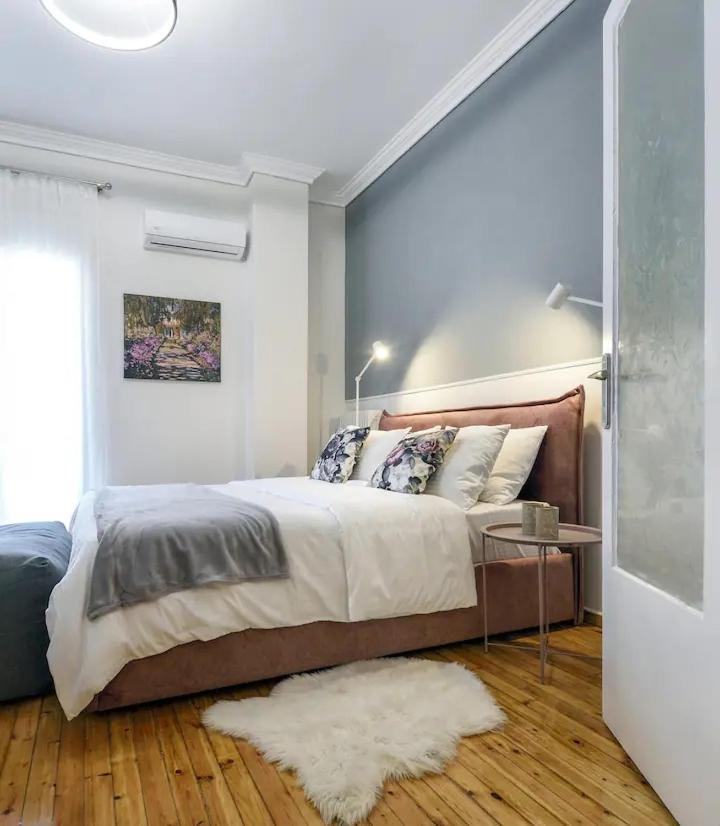 4 Travelers Apartment Thessaloniki Exterior photo